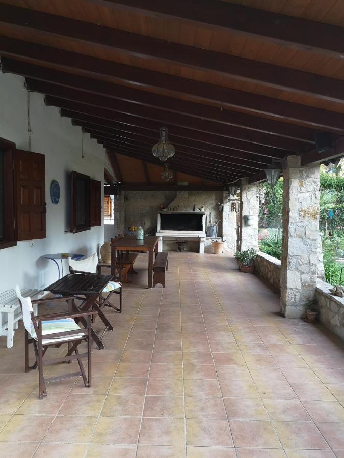 Villa Lena Entire Cottage Kalamaki  Exterior photo