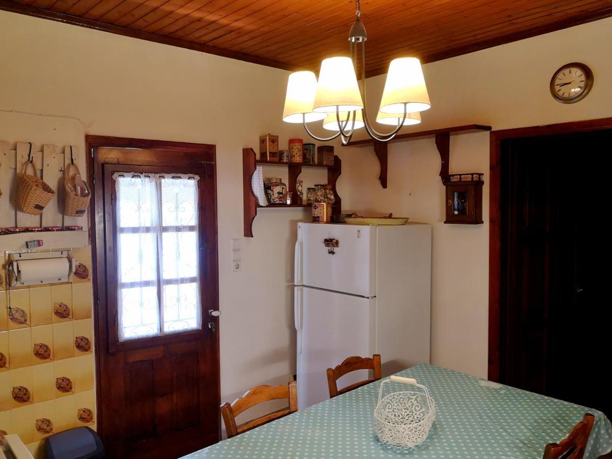 Villa Lena Entire Cottage Kalamaki  Exterior photo